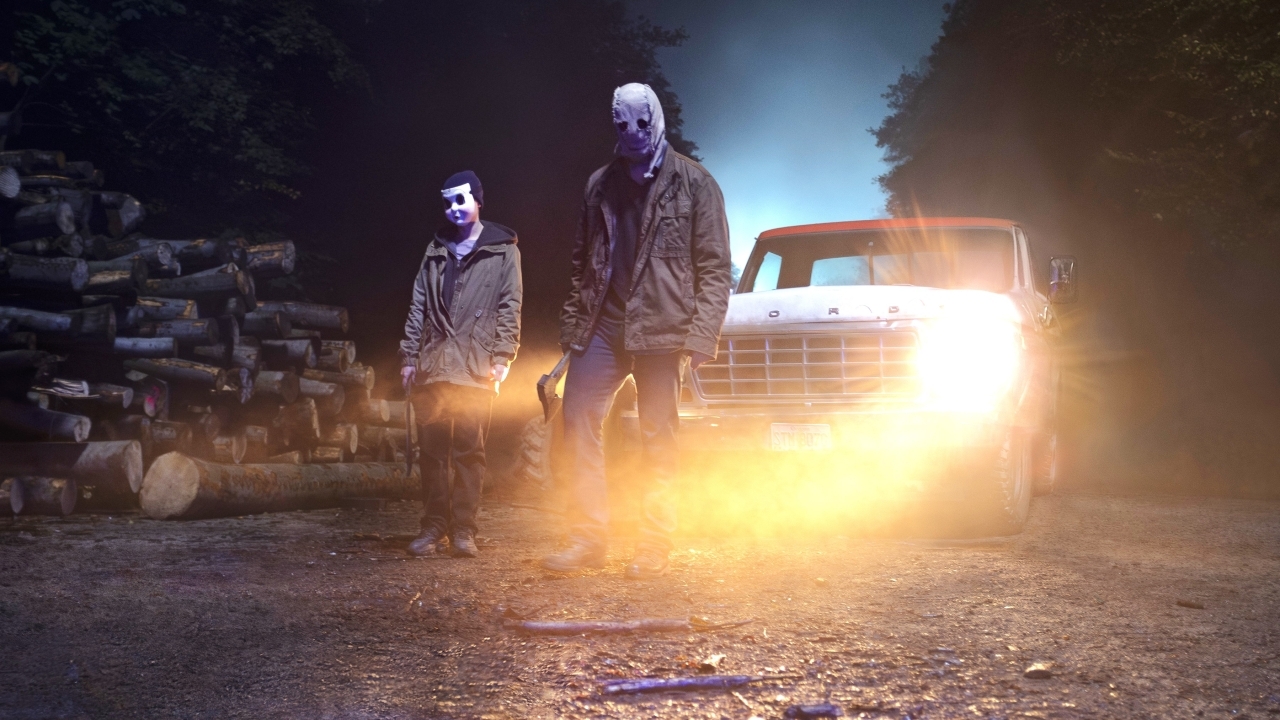 'The Strangers'-regisseur herinnert zich zijn ervaring met een "gruwelijke" huisinvasie