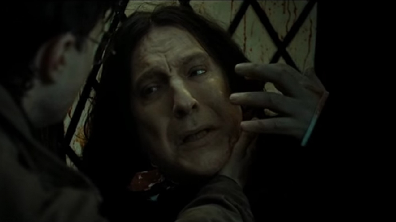 J.K. Rowling betuigt angstig spijt voor bloeddorstige moord op Snape