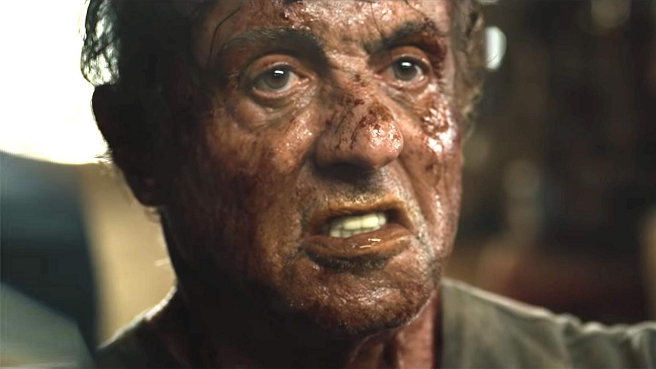 Sylvester Stallone als superheld op nieuwe foto 'Samaritan'
