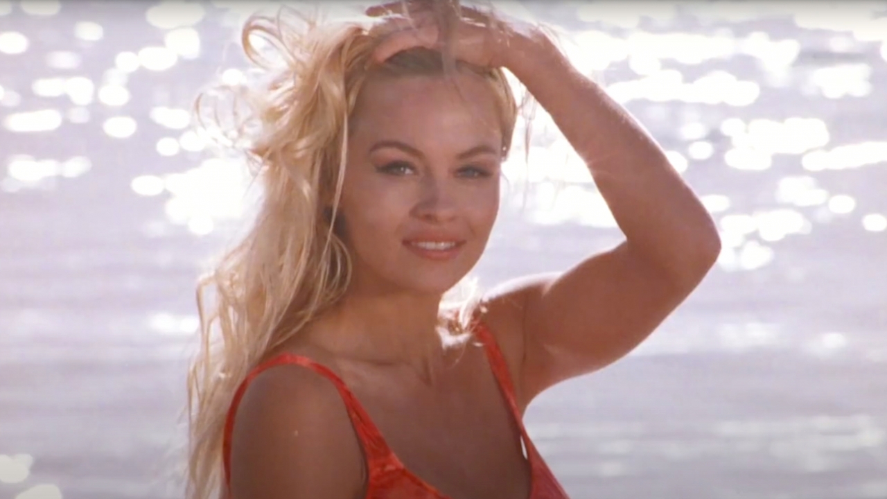 Eeuwige 'Baywatch'-babe Pamela Anderson nu weer stiekem getrouwd met haar bodyguard