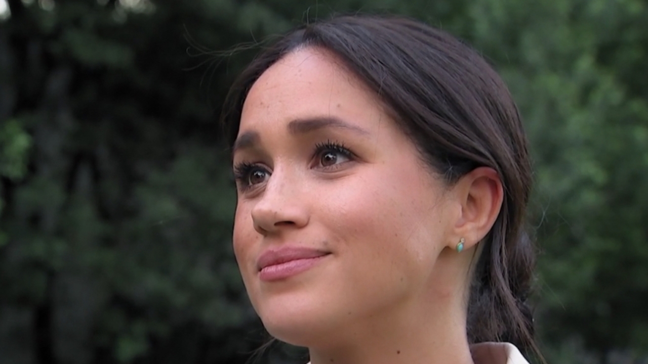 Halfzus noemt Meghan Markle een 'zeikerd' na emotioneel interview