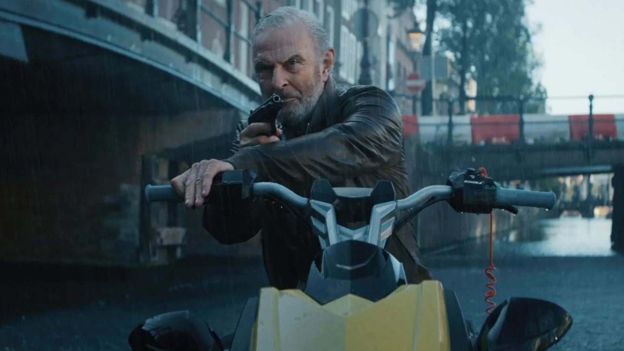 Hij is dé grootste en beste Nederlandse acteur die nooit in Hollywood doorbrak, maar het wel één keer "probeerde"