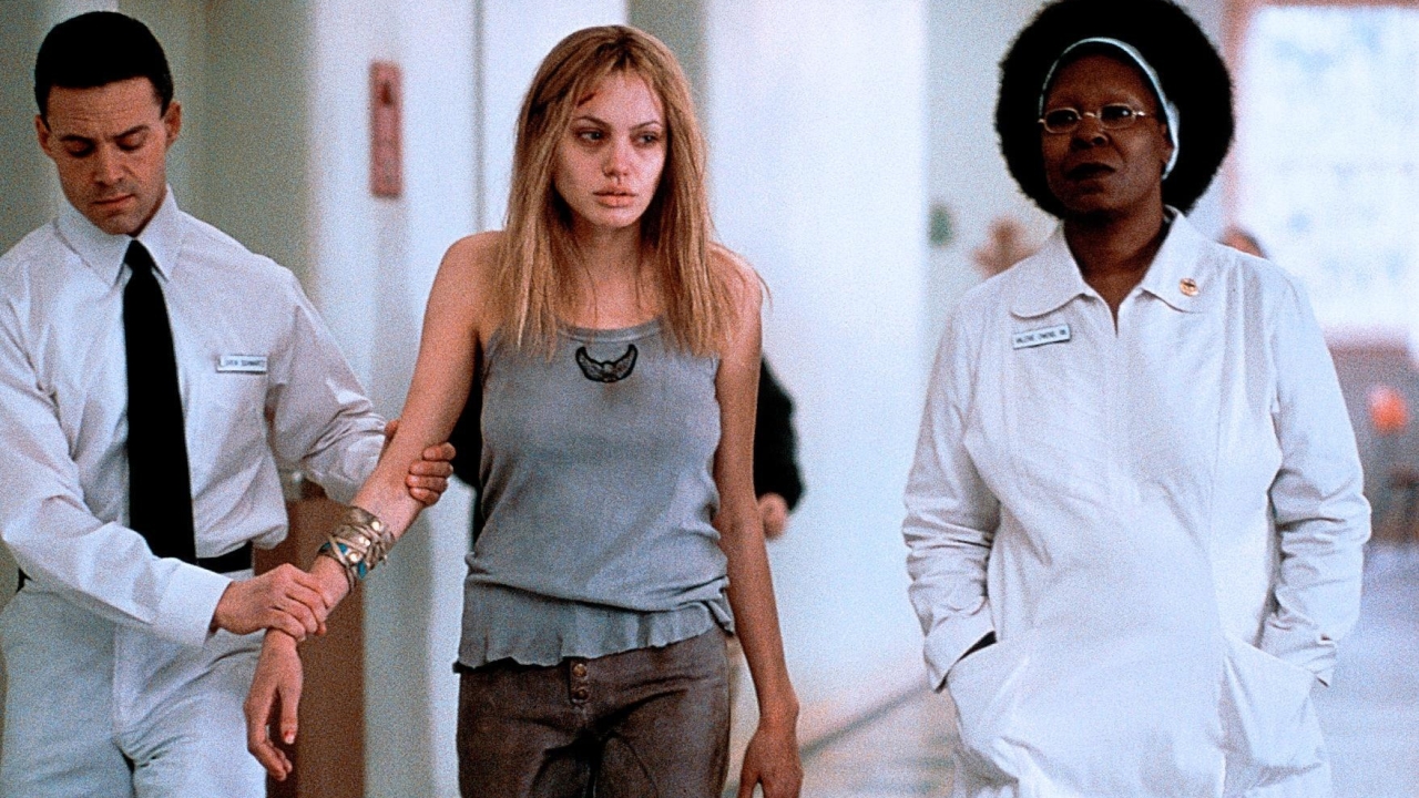 Deze cult-klassieker uit 1999 met Angelina Jolie gaat Netflix maandag zeker veroveren