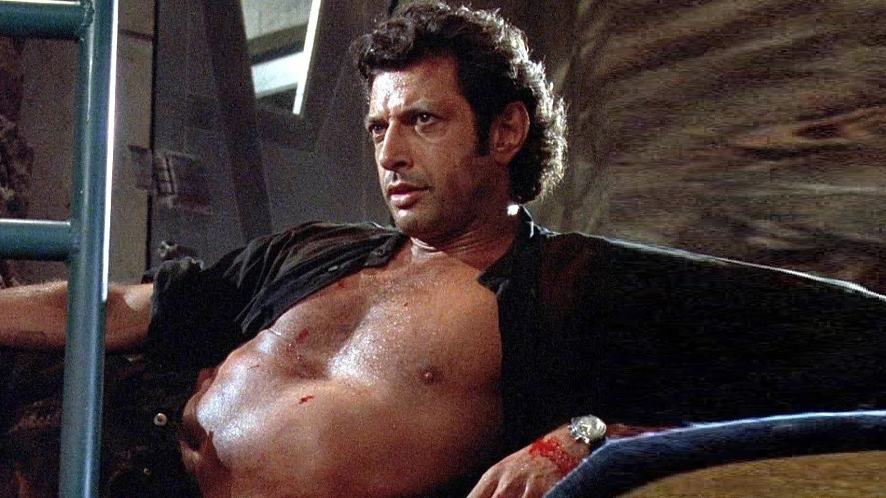 Oe la la! Jeff Goldblum (67) maakt het shirtloze shot uit 'Jurassic Park' na
