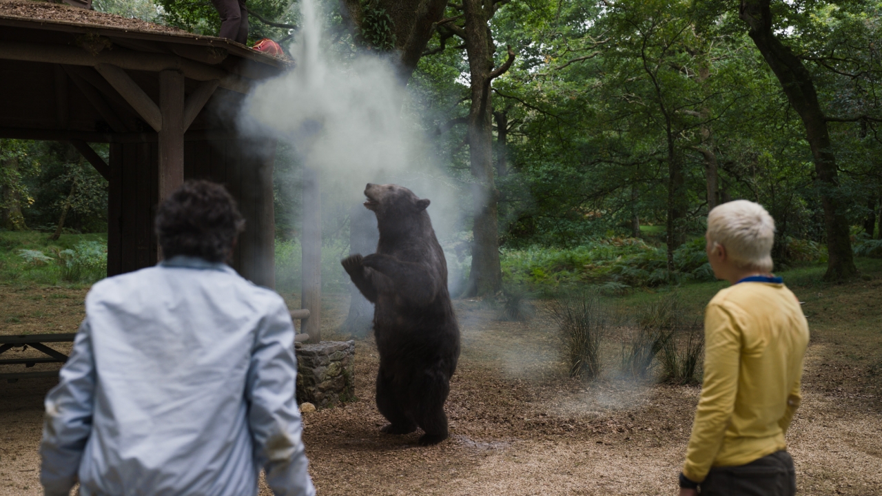 Briljante muzikale 'White Lines'-remix voor sterk ontvangen 'Cocaine Bear'