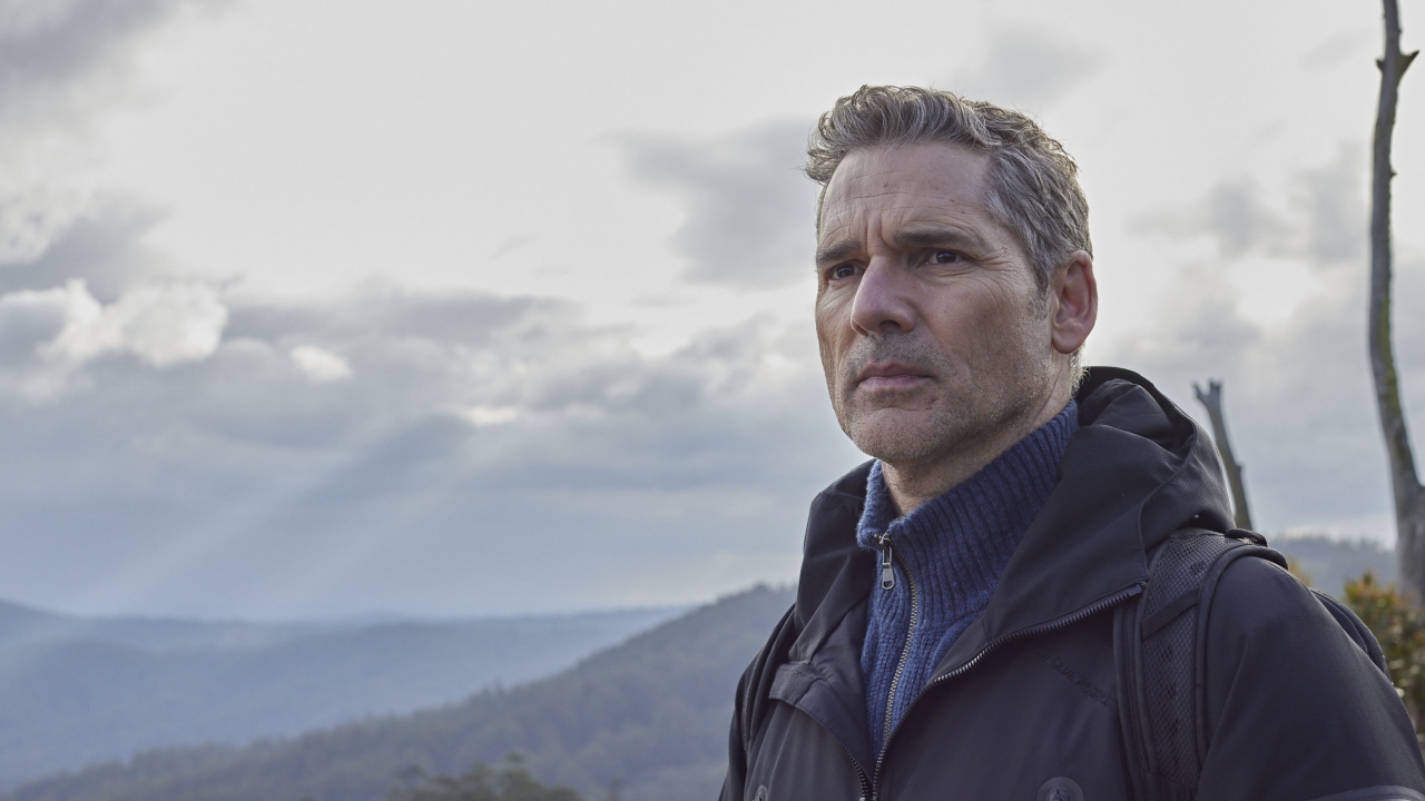 'Jane Harper's Force of Nature': Eric Bana (weer) in de wildernis