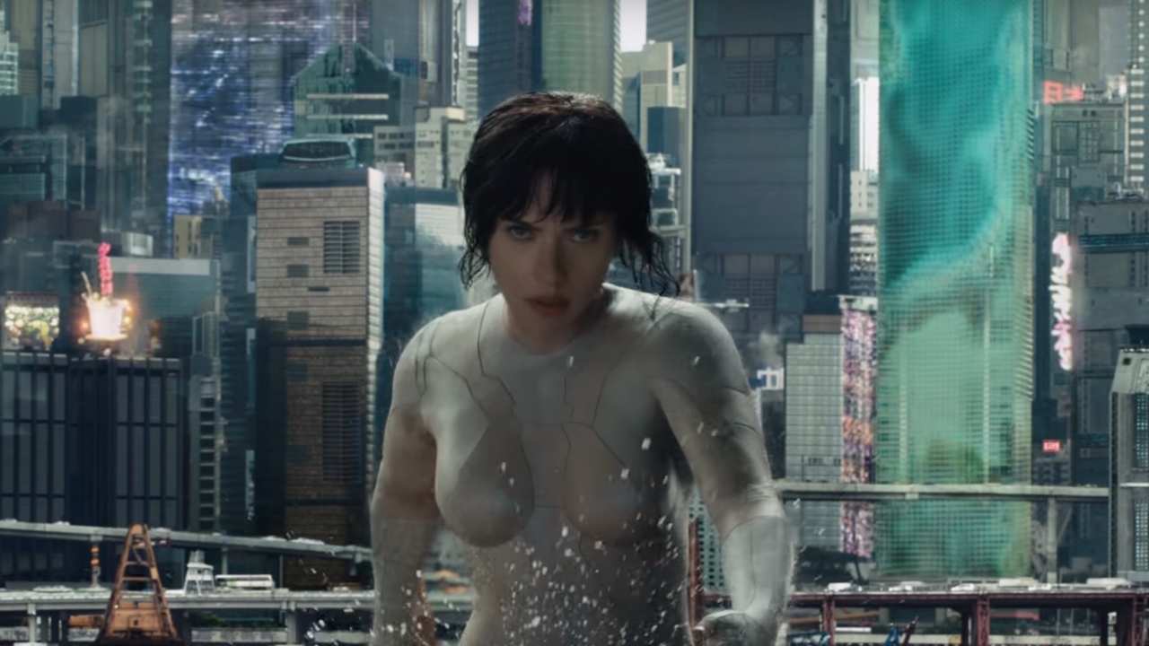 Spectaculaire sneak peek 'Ghost in the Shell' met Scarlett Johansson