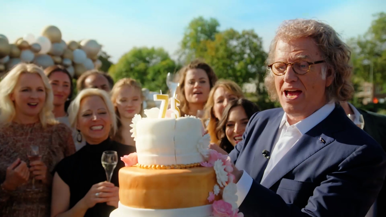 André Rieu Viert Zijn 75e Verjaardag: The Dream Continues