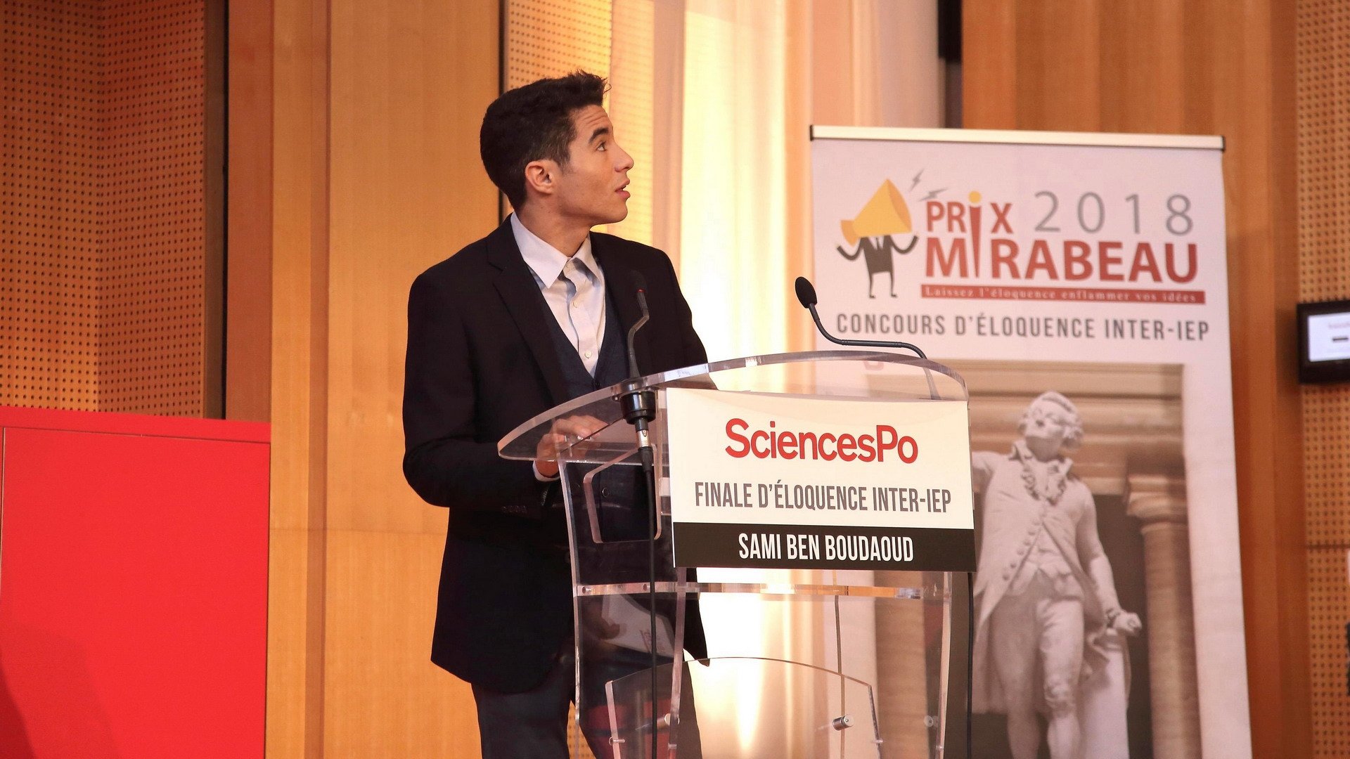 Neuilly Sa Mère, Sa Mère!