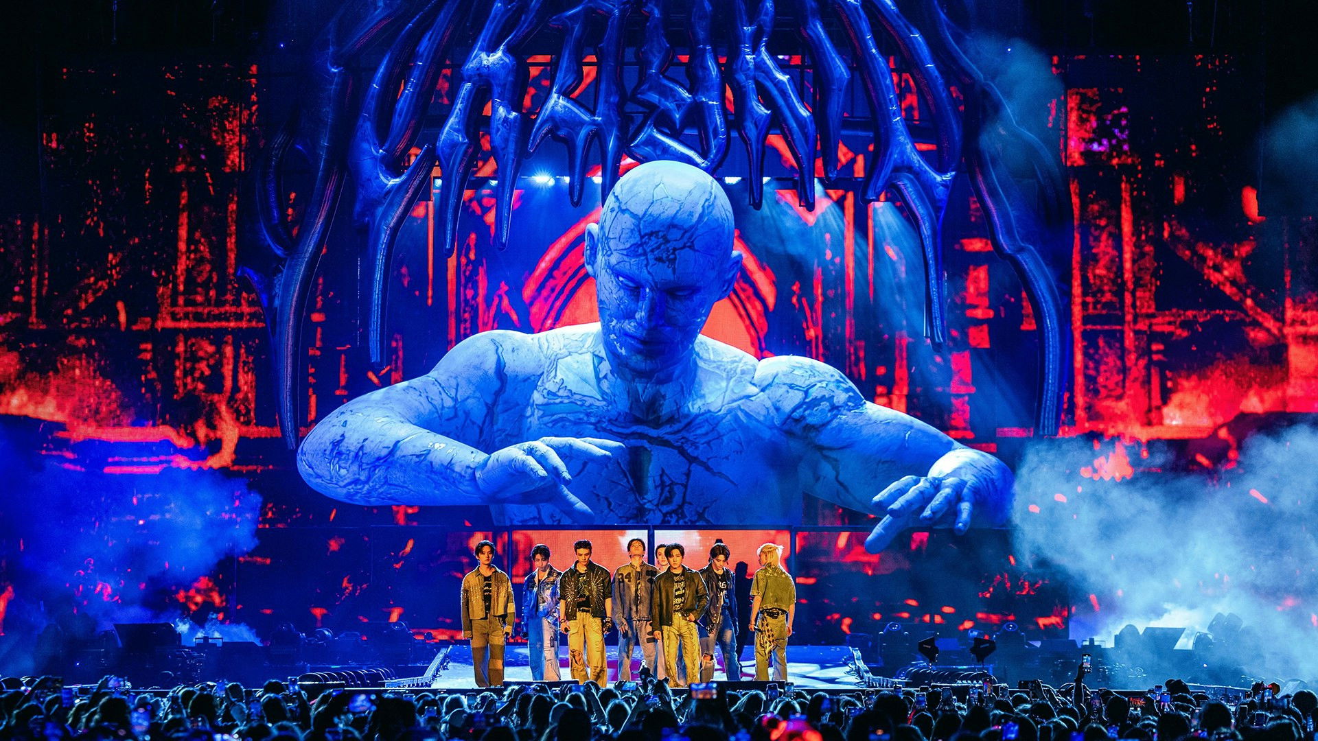 Stray Kids: The dominATE Experience