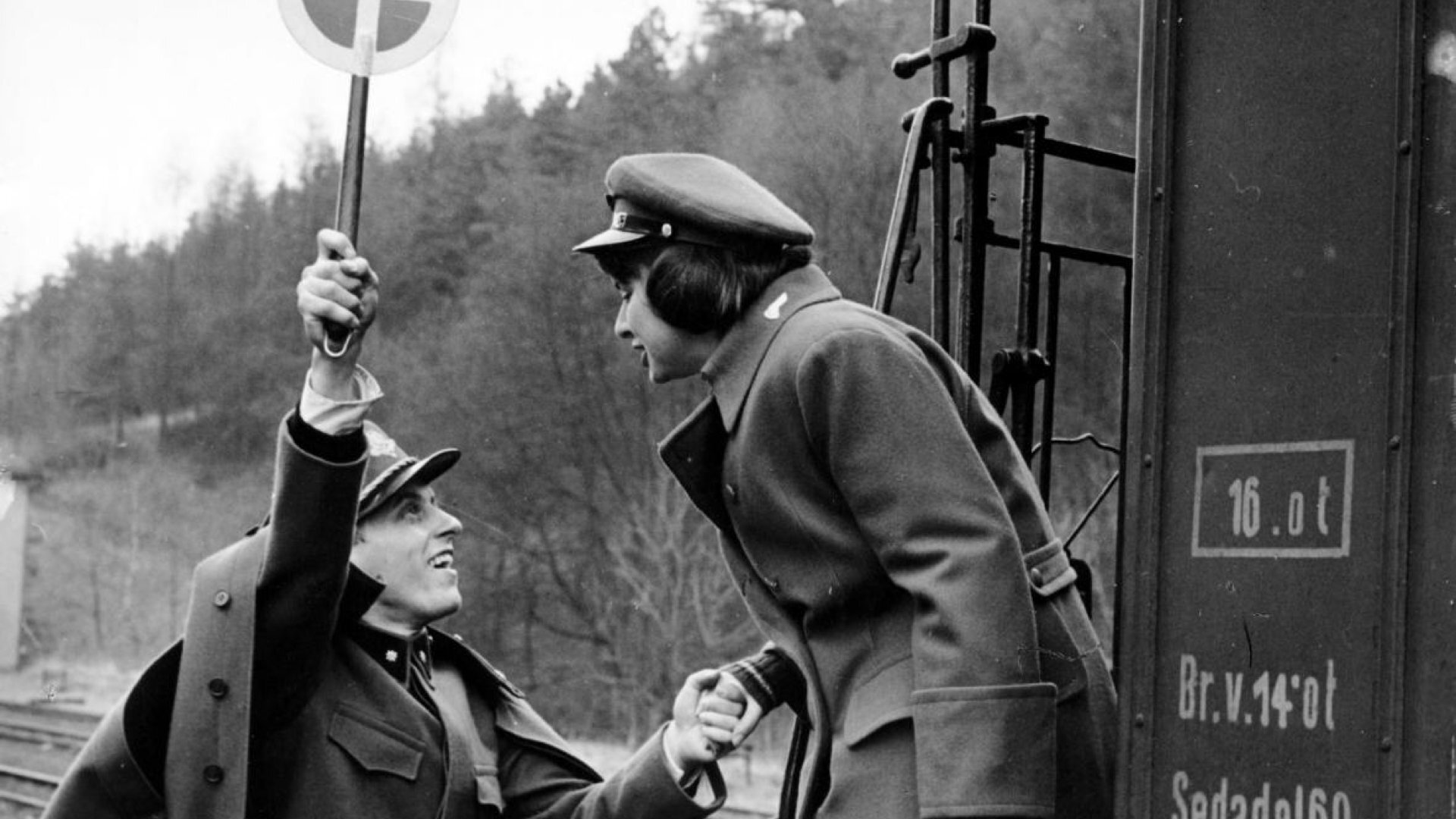 Ostre Sledované Vlaky