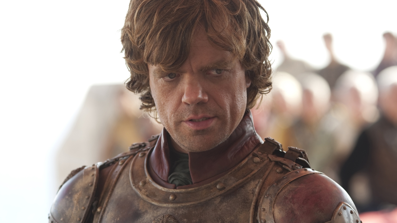 Het monster van Peter Dinklage op eerste foto uit 'The Toxic Avenger'