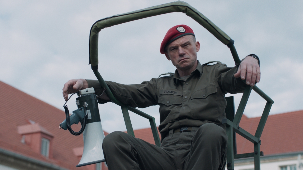 De oorlogsfilm 'Eismayer' toont gevreesde trainingsofficier met groot geheim