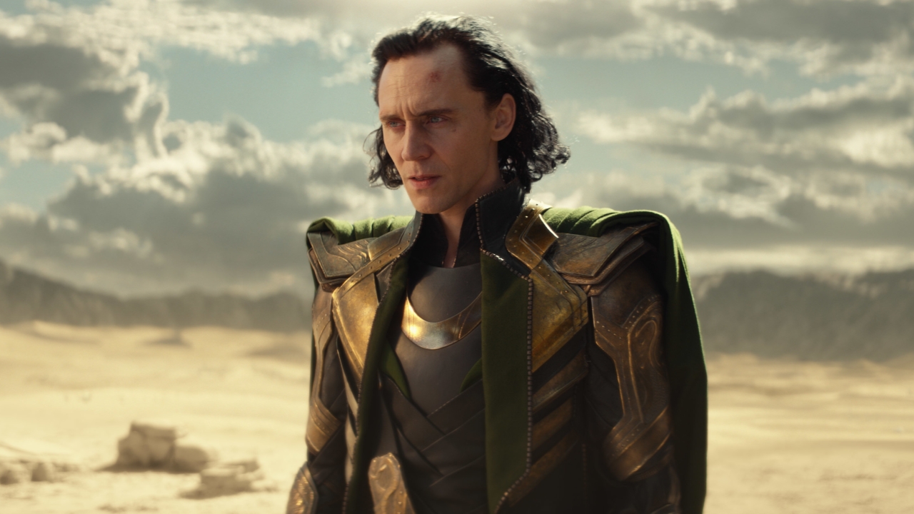 Opvallend reactie van 'Loki'-ster Tom Hiddleston op de vraag of we hem zien in 'Deadpool 3' of 'Avengers: Secret Wars'