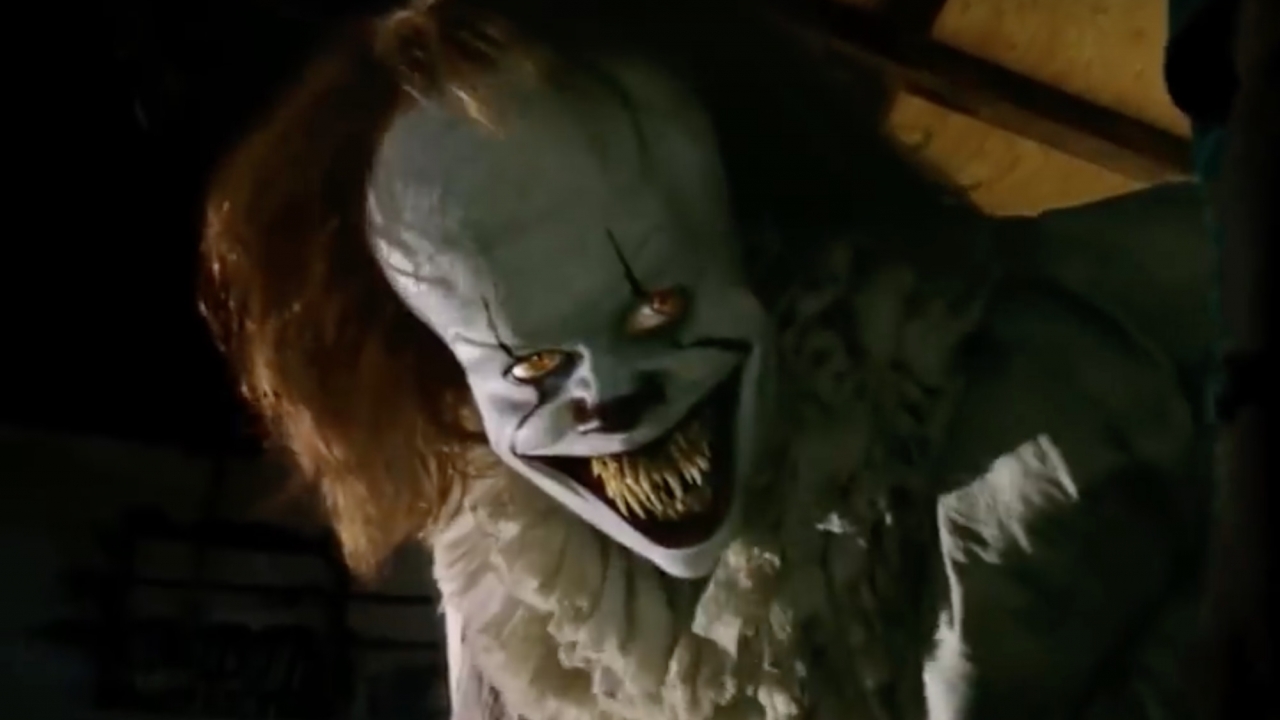 Pennywise op foto 'It: Chapter Two'!