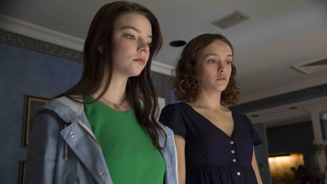 Twee tienerpsychopaten en Anton Yelchin in 'Thoroughbreds' trailer