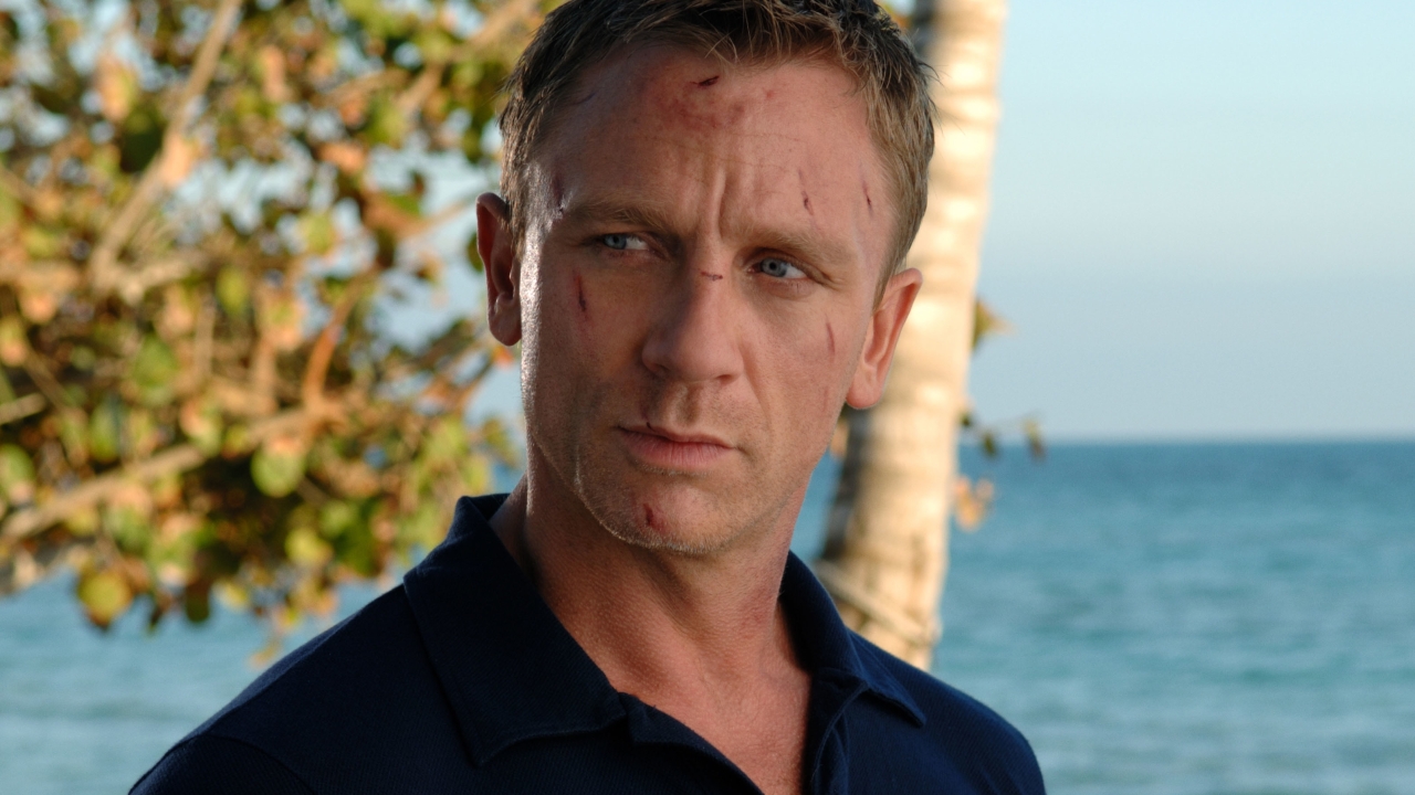 Acteur viel bijna 10 kg af om het bed in te kunnen duiken met Daniel Craig