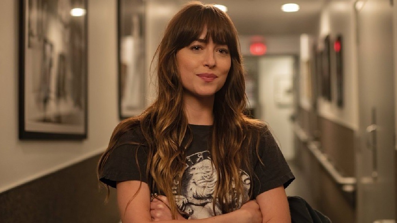 Dakota Johnson bevestigt casting als Madame Webb met duidelijke emoji