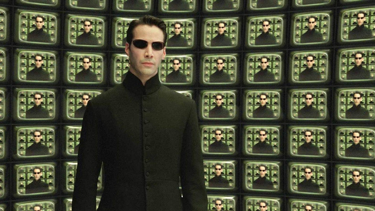 Neo & Trinity springen van gebouw in 'The Matrix 4'