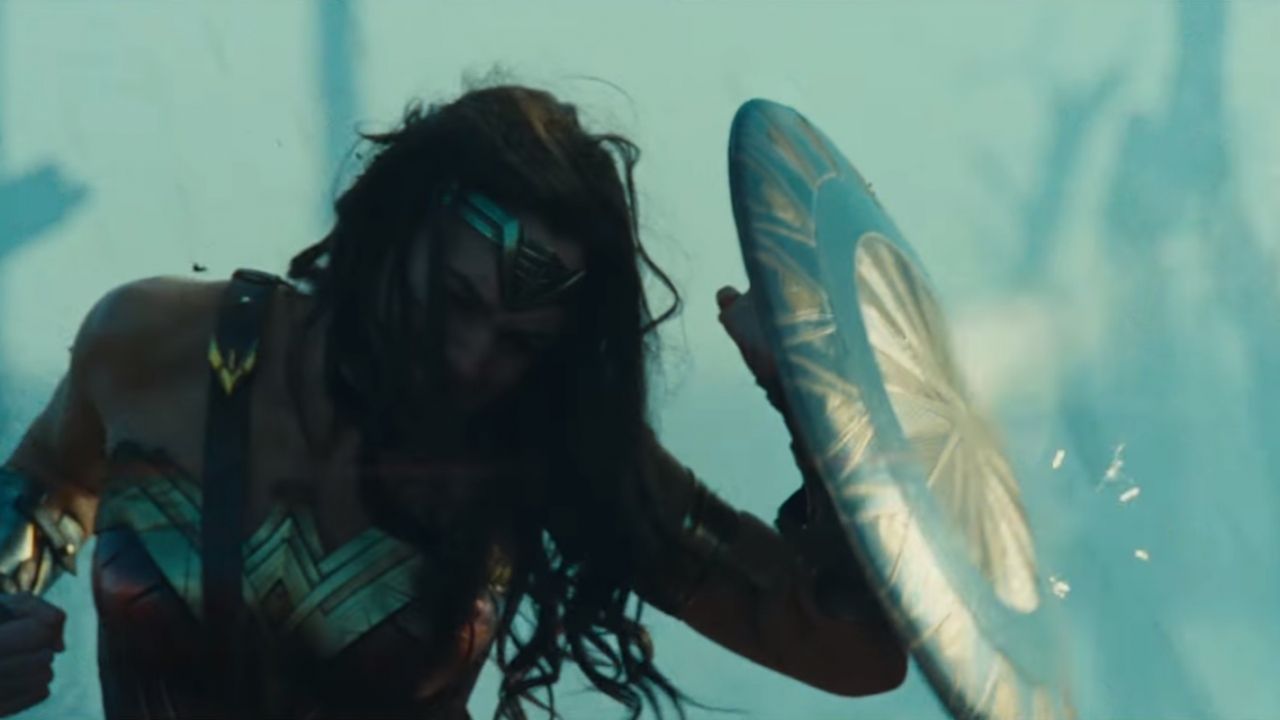 Bruut oorlogsgeweld in eerste tv-spot 'Wonder Woman'