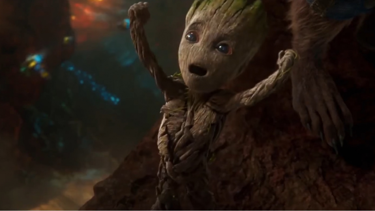 Beelden 'Guardians of the Galaxy vol. 2': Baby Groot vs baby dino's