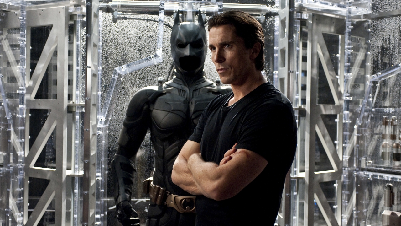 'The Dark Knight Rises'-actrice laat zich eindelijk uit over deze belachelijke scène: "Ik heb het verpest"