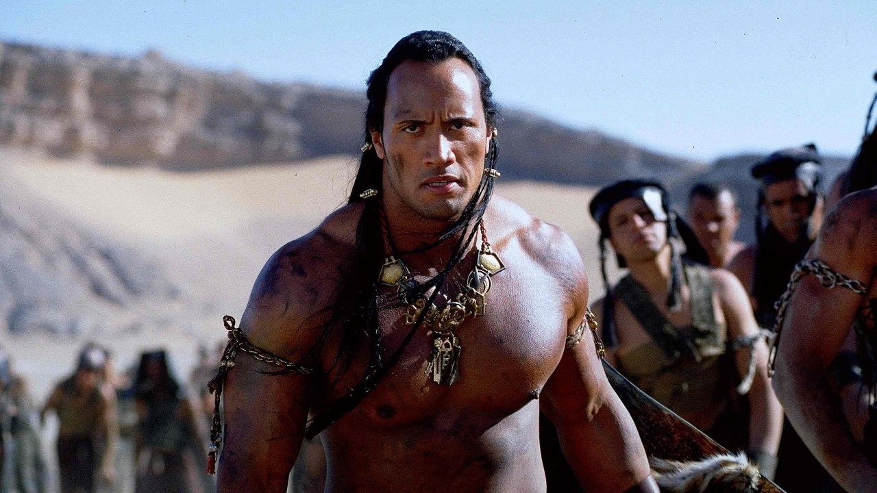 Door 8.000 calorieën (!) per dag blijft The Rock de compleet onverwoestbare (film)held