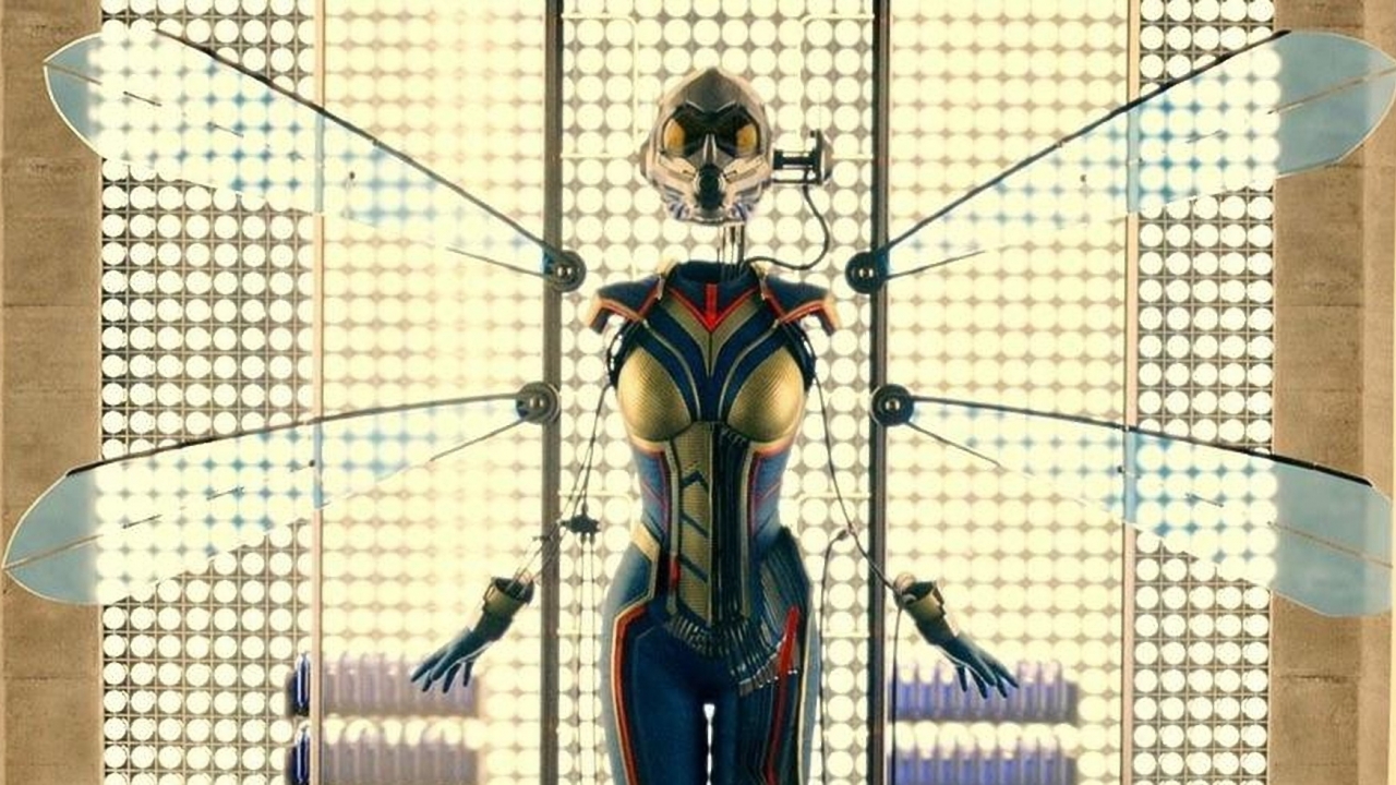 Evangeline Lilly deelt eerste officiële foto van 'The Wasp' in kostuum