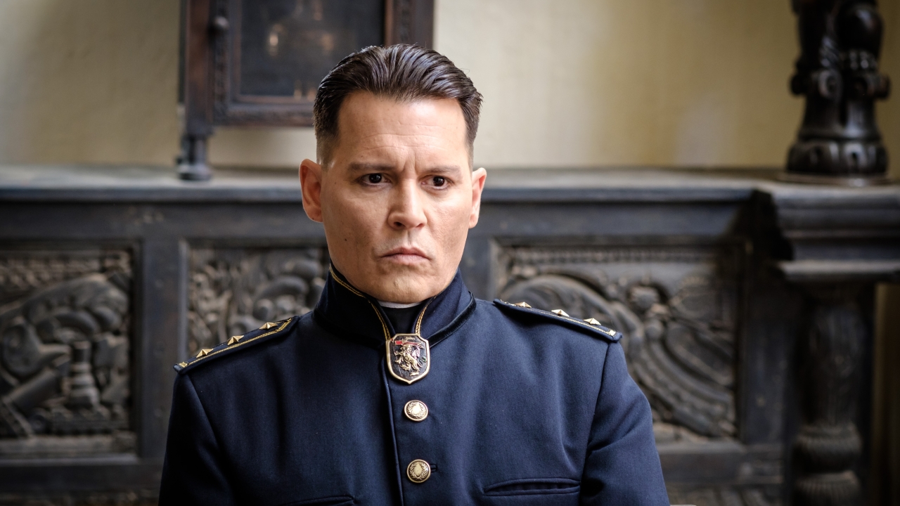 Johnny Depp onthult schokkende details: "Ze sloeg me met een stok, een asbak, een telefoon"
