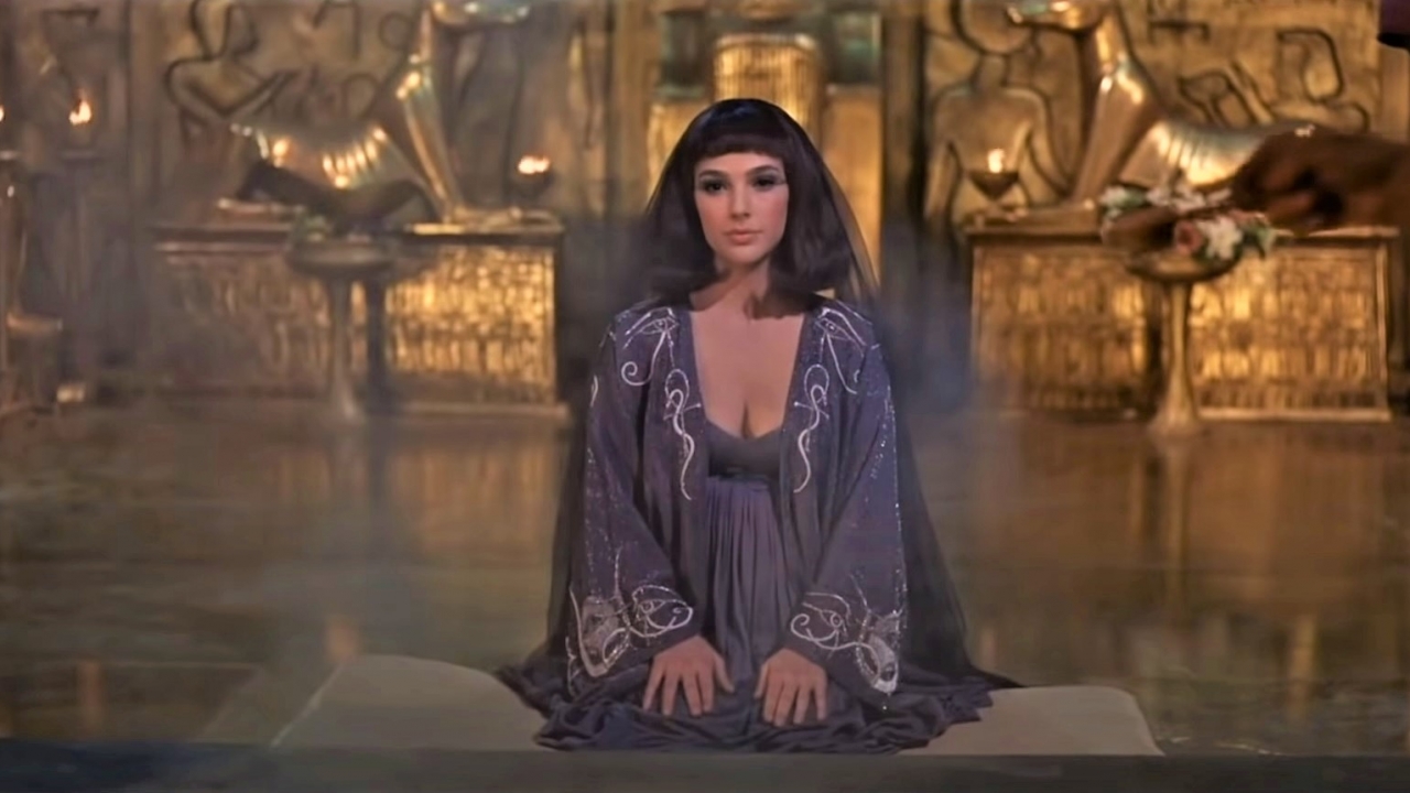Gal Gadot is een prachtige Cleopatra door indrukwekkende deepfake