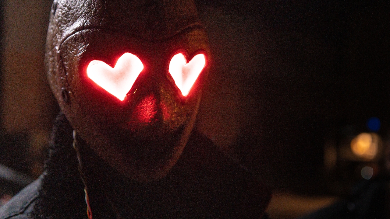 IJzersterk ontvangen 'Heart Eyes' skipt helaas de Nederlandse bioscopen