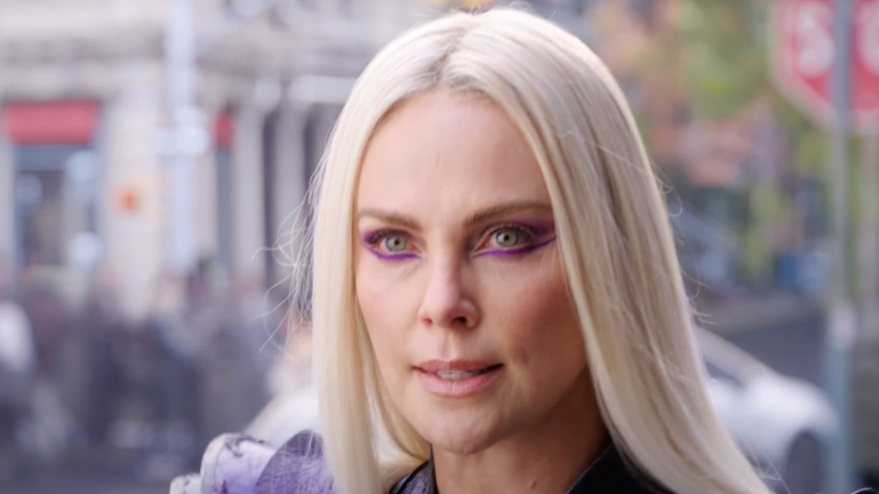 Zonder make-up ziet Charlize Theron er verrassend anders uit