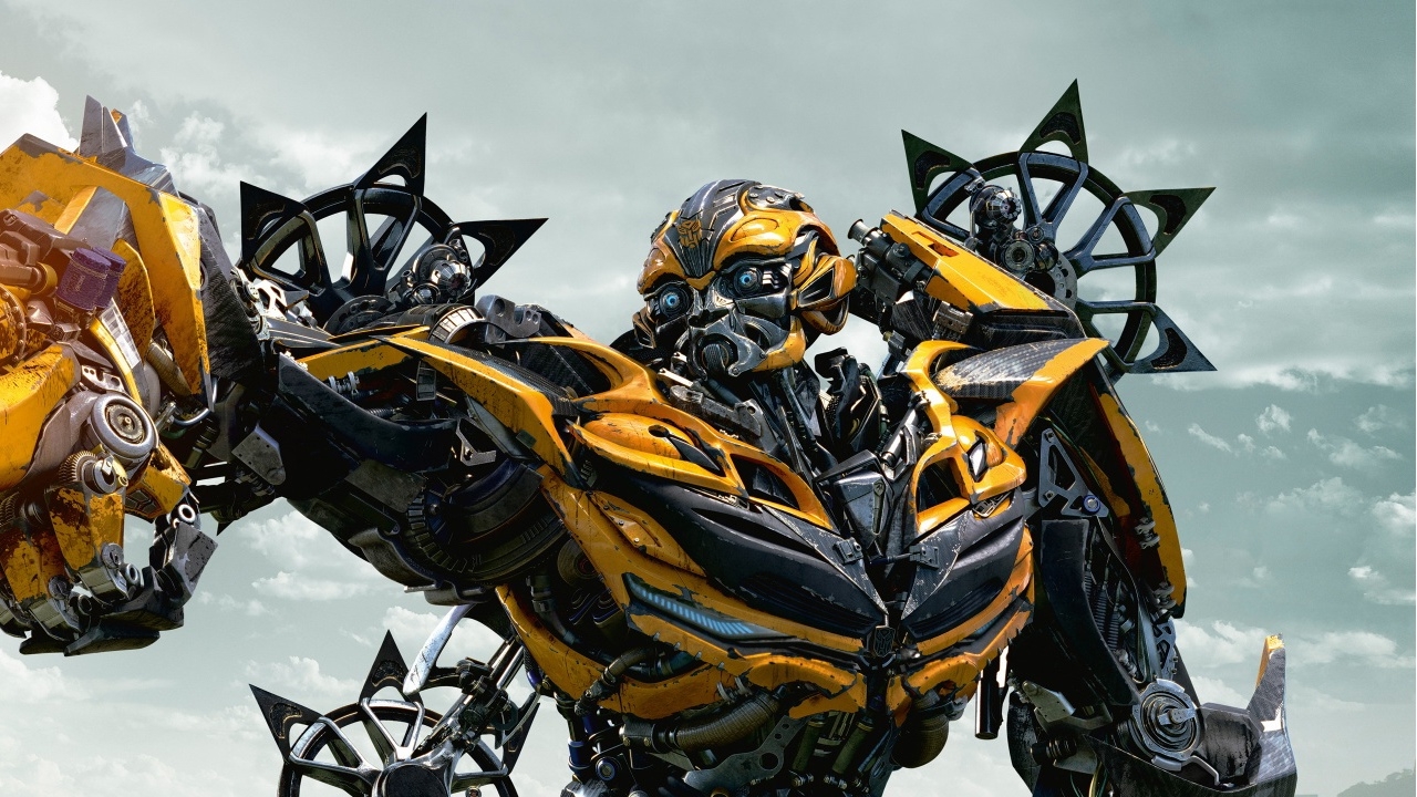 Eerste blik op robotvorm Bumblebee 'Transformers: The Last Knight'