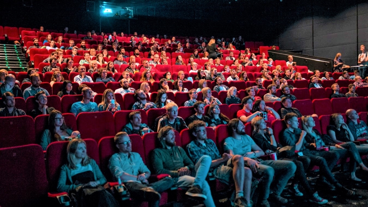 De bioscopen gaan nu wel heel vroeg open