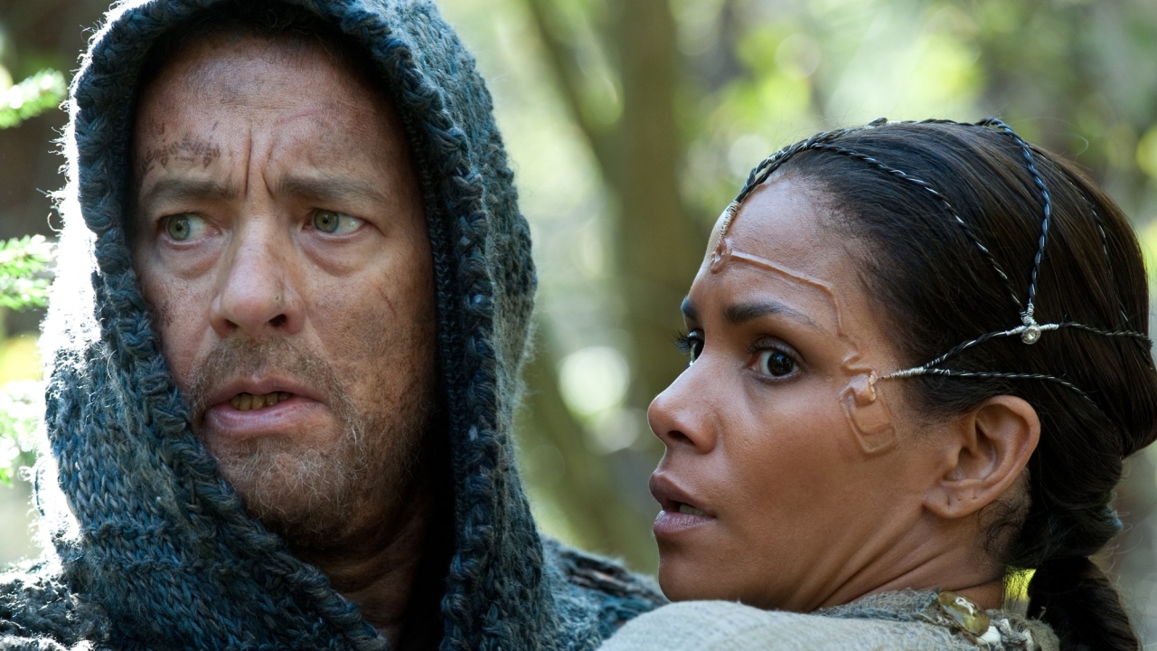 Deze geflopte peperdure scifi-film met Tom Hanks en Halle Barry verdient een tweede kans