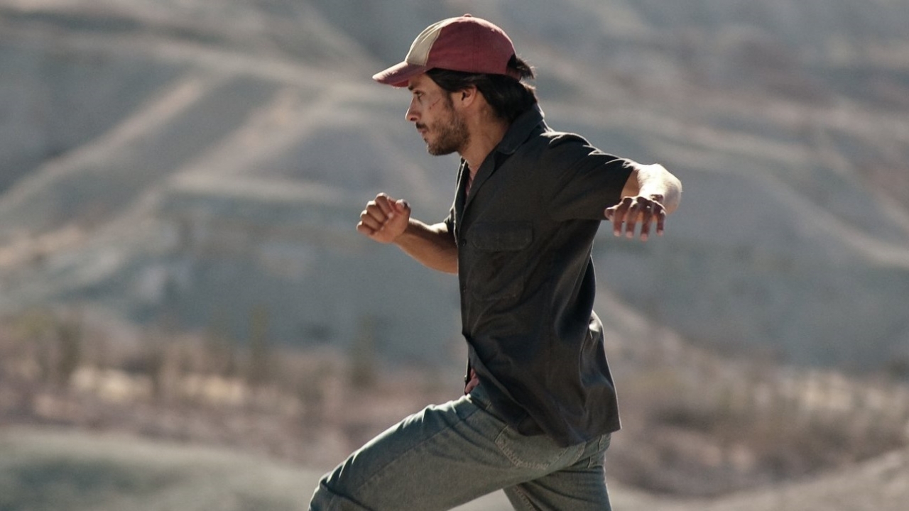Jeffrey Dean Morgan jaagt op Mexicaanse migranten in trailer 'Desierto'