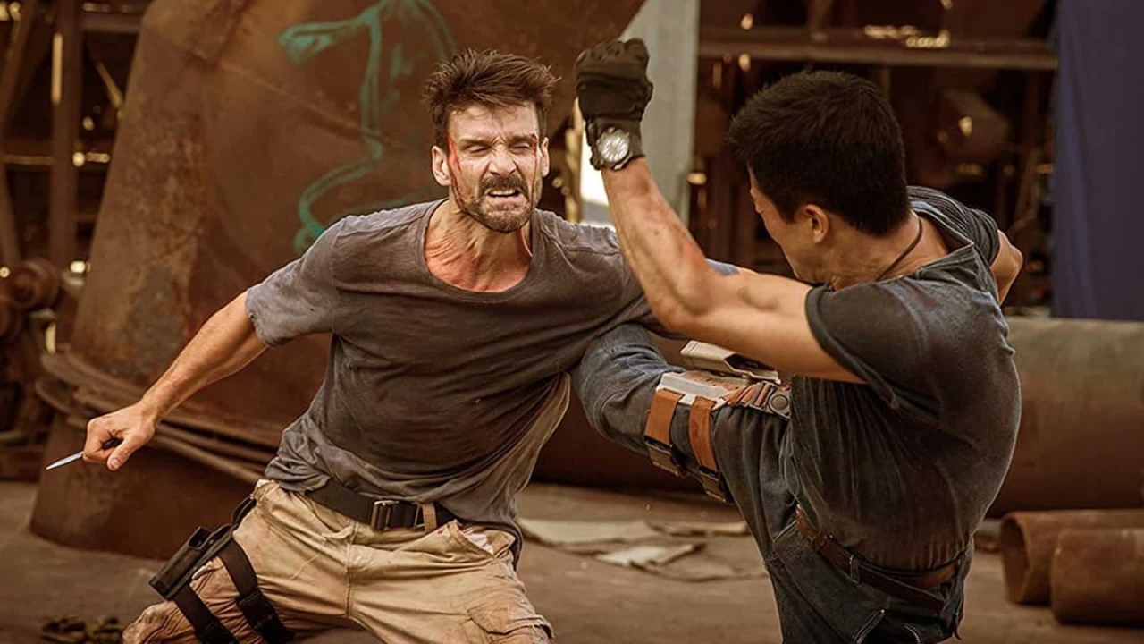 Frank Grillo schopt iedereen knock-out in 'Lights Out' trailer