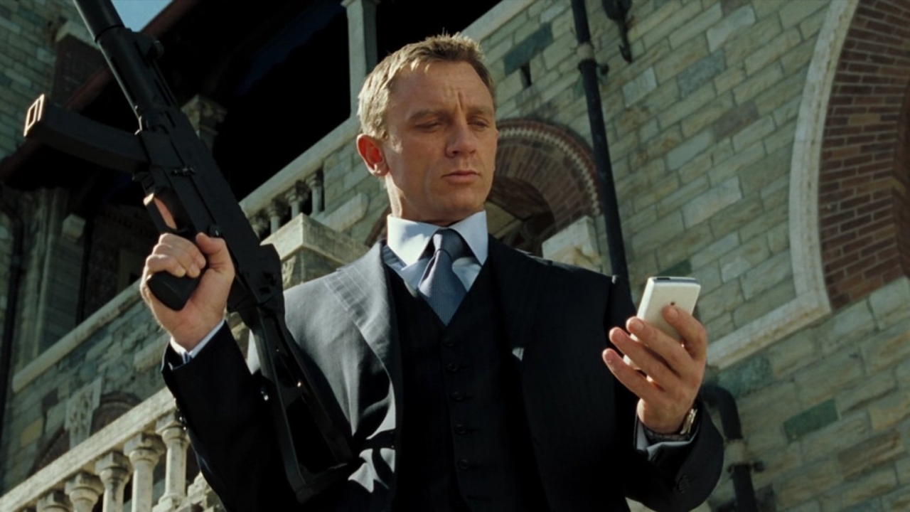 James Bond en John Wick verliefd op elkaar in hilarisch filmpje