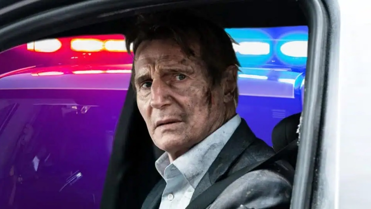 Vluchtende Liam Neeson slaat al rijdend de politie van zich af in 'Speed'-achtige actiethriller