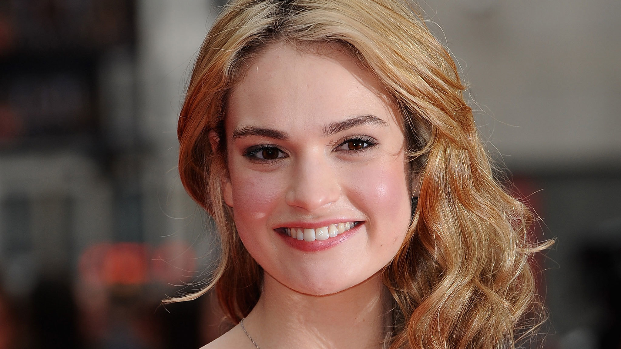 'Cinderella'-actrice Lily James gecast in Edgar Wrights 'Baby Driver'
