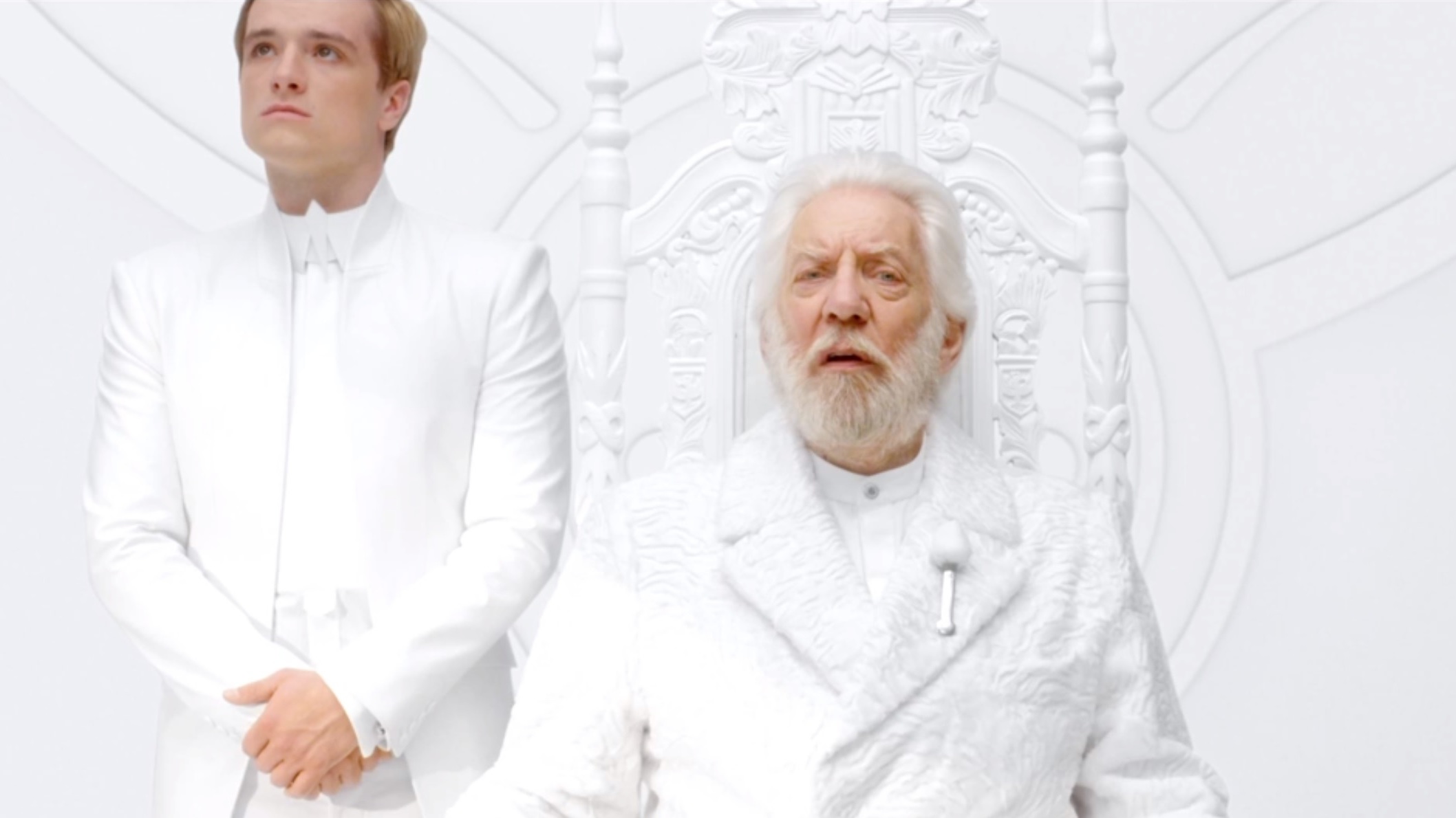 Teaser trailer 'The Hunger Games: Mockingjay - Part 1'
