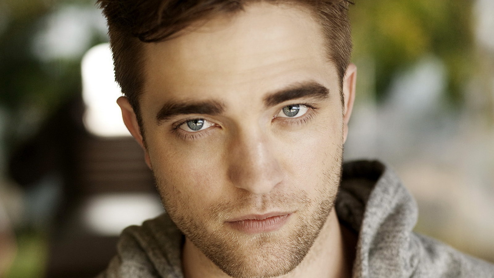 Robert Pattinson is dakloos