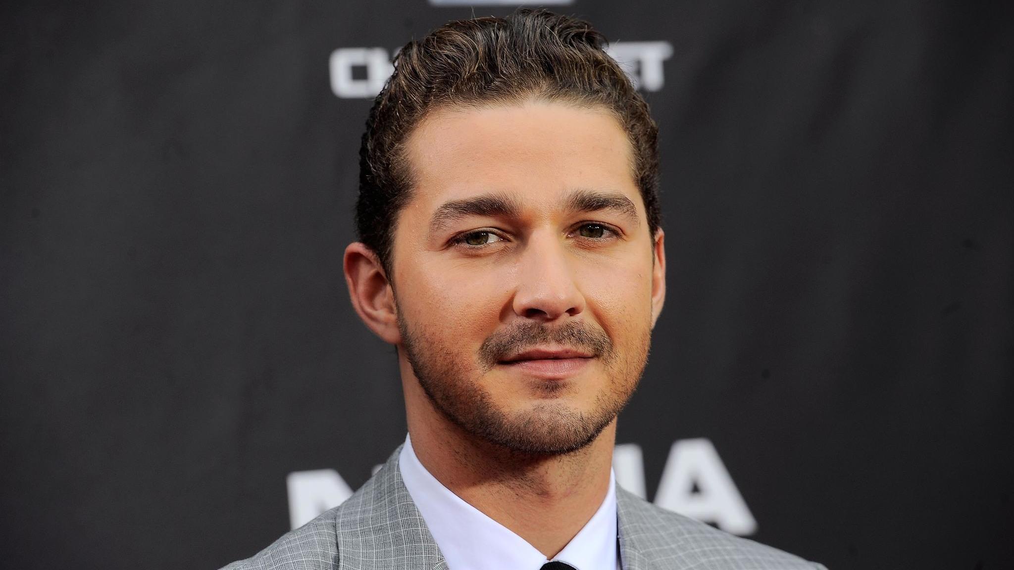 Shia LaBeouf doet rondje Amsterdam