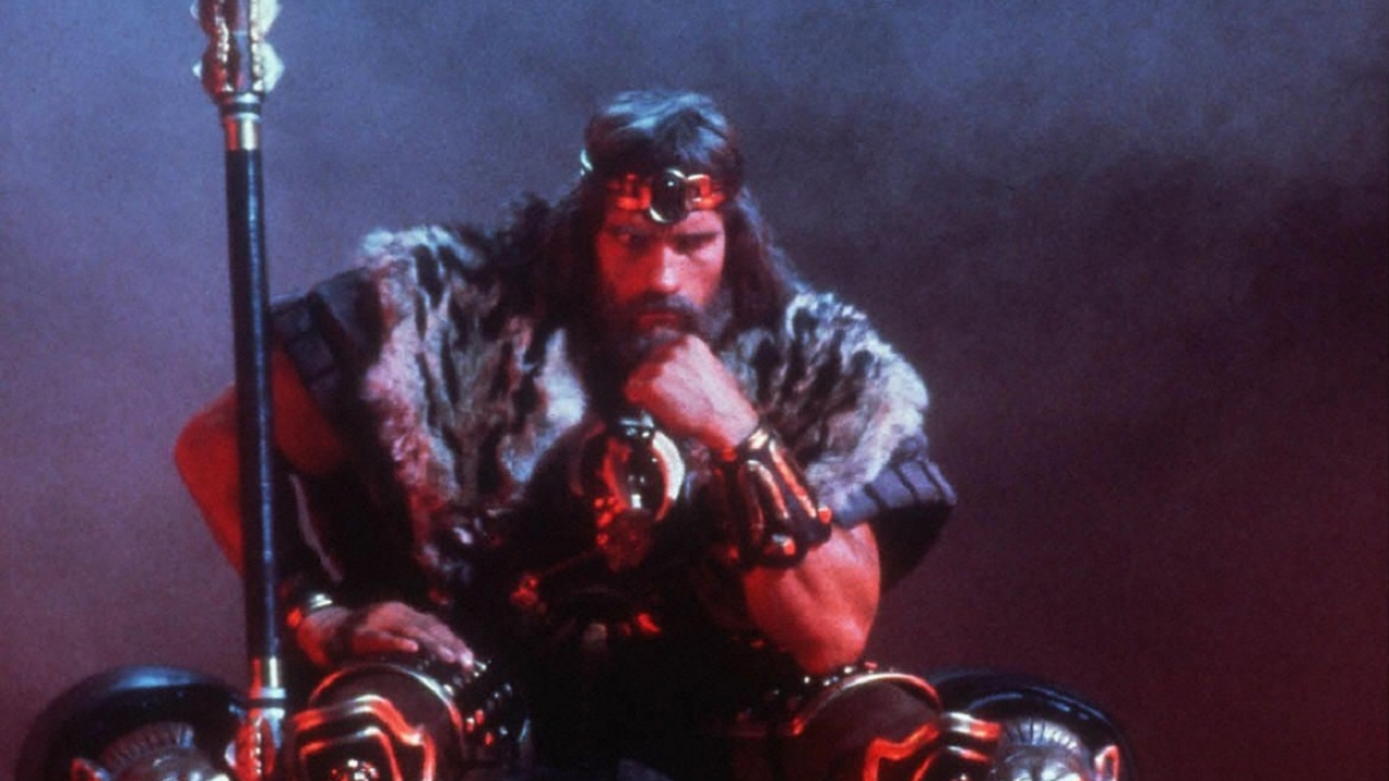 Arnold Schwarzenegger aast nog steeds op film over oudere 'Conan'