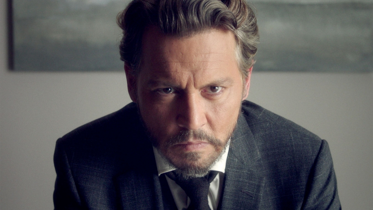 'Dronken' Johnny Depp is ten dode opgeschreven in trailer 'The Professor'
