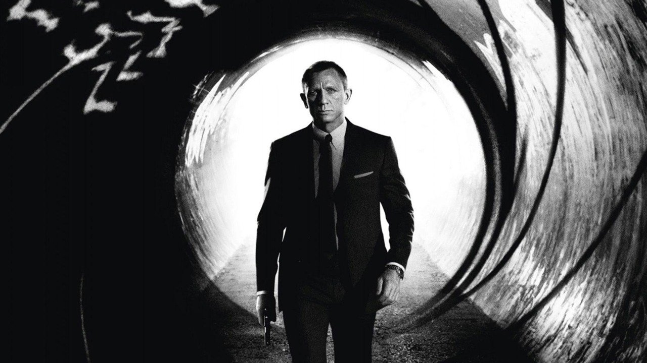 Daniel Craig viert dronken einde opnames 'Bond 25'