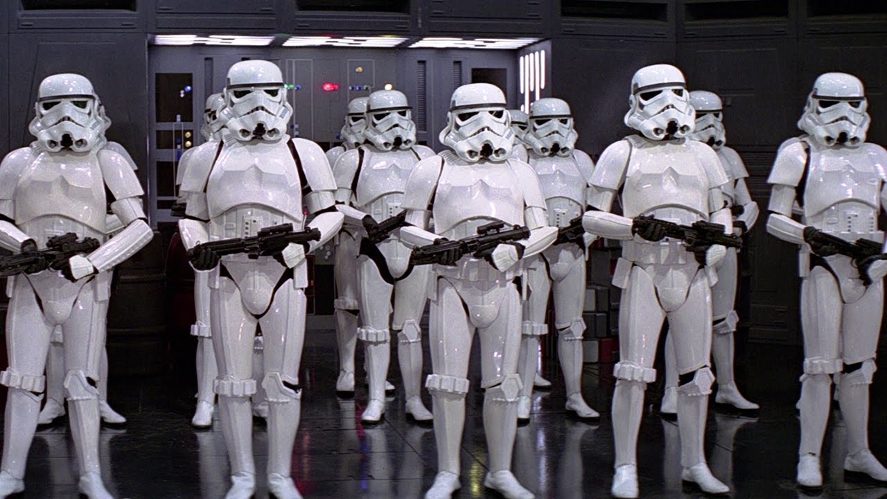 Politie haalt 'Stormtrooper' met speelgoedpistooltje keihard neer op officiële 'Star Wars'-dag