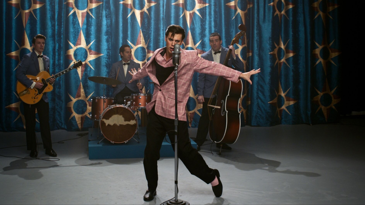 Recensie 'Elvis': "De bonte stijl gaat op den duur vermoeien" ★★★
