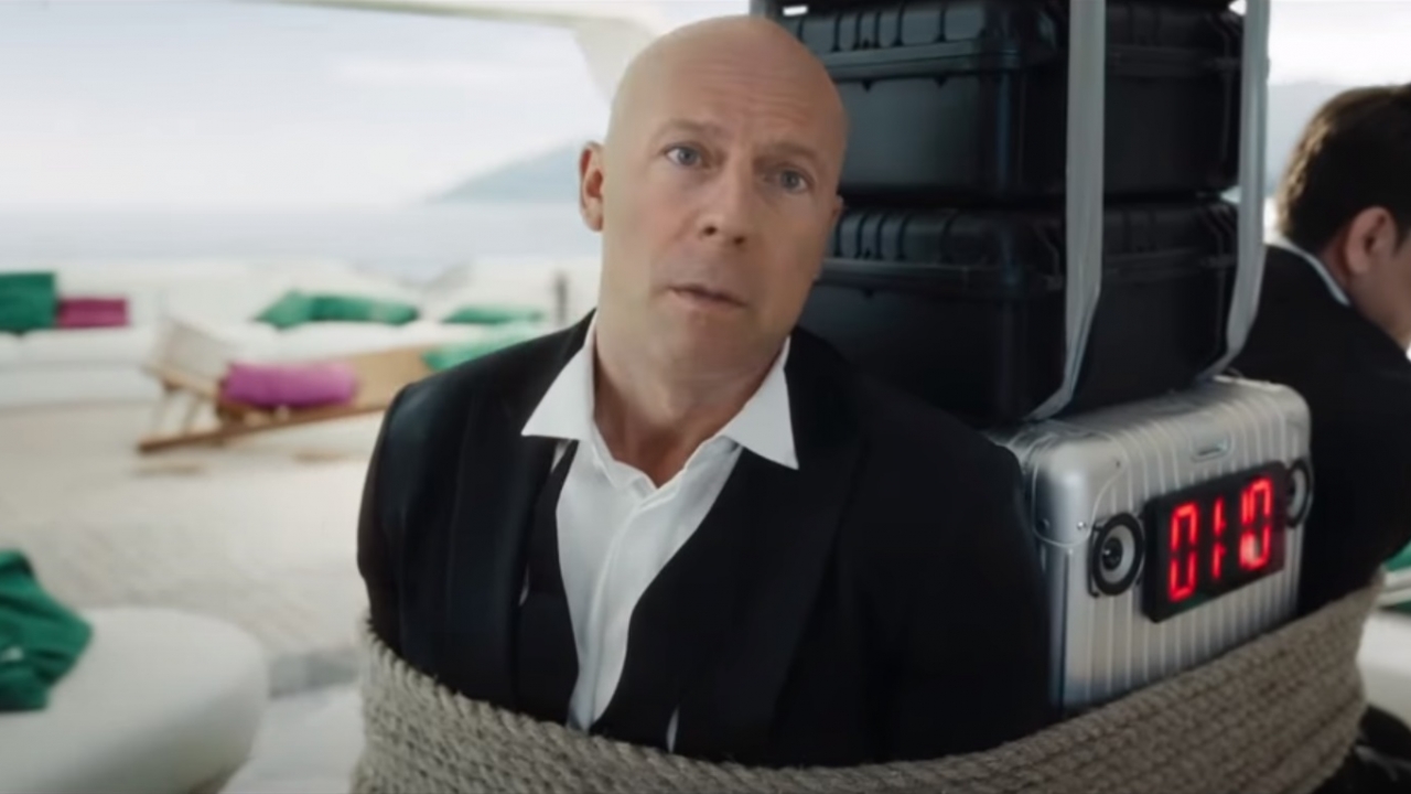 Het toppunt van luiheid: Bruce Willis "acteert" tegenwoordig in reclames zonder aanwezig te zijn