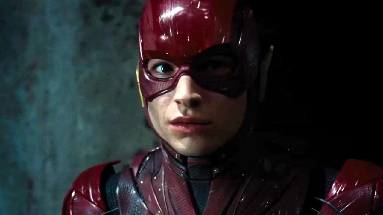 Weer een crash op de set van 'The Flash': de Batcycle blijkt onhandelbaar